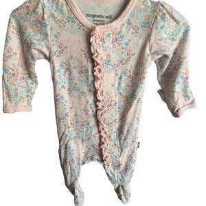 Preemie Magnetic Me Floral Footie